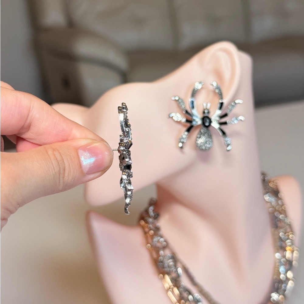 Black Crystal Spider Stud Earrings - Picture 7 of 12